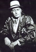 Barrie Ingham as Arthur Robertson in The American Clock